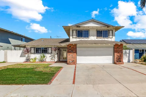 MLS: OC26195471