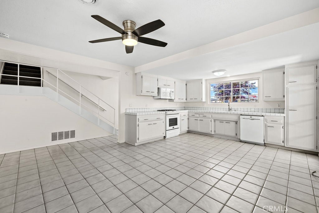 19742 Potomac Lane, Huntington Beach CA 92646 - Photo 13