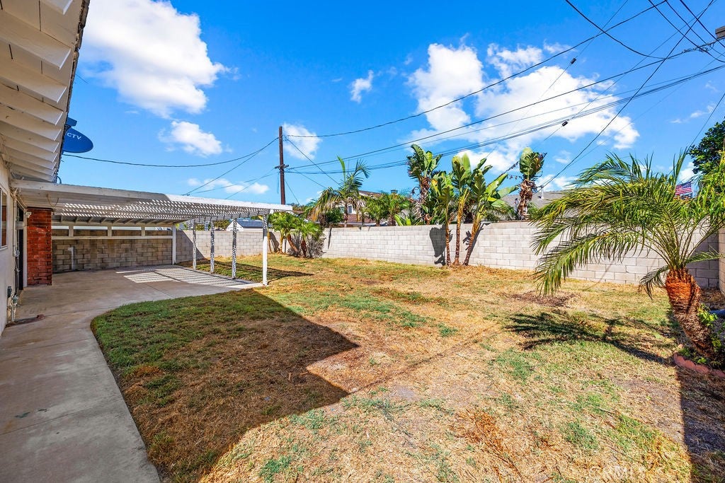 19742 Potomac Lane, Huntington Beach CA 92646 - Photo 41