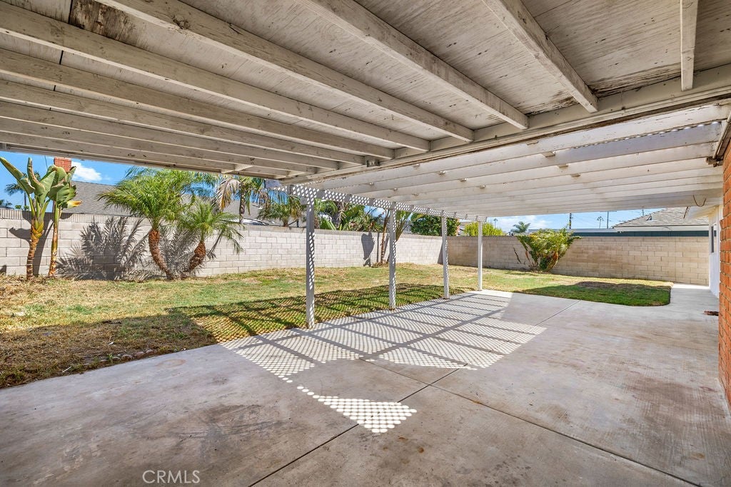 19742 Potomac Lane, Huntington Beach CA 92646 - Photo 39
