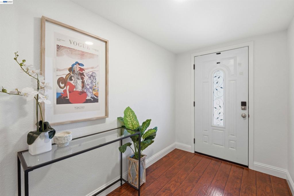 1401 Monterey Dr