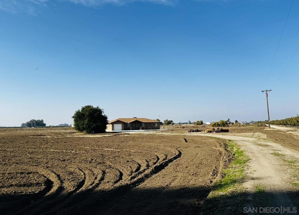 22750 Fairfax Avenue