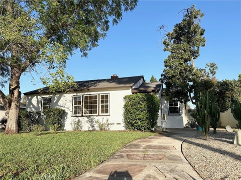 Photo of 6539 Blucher AVE, Van Nuys, CA 91406 (MLS # SR26127389)