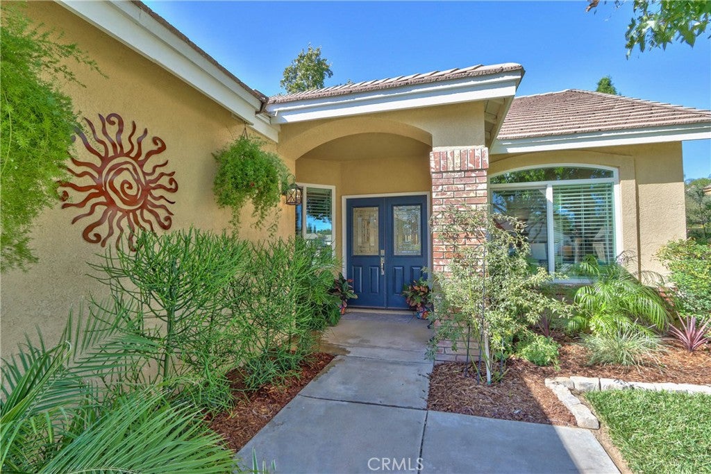 32098 Camino Seneco