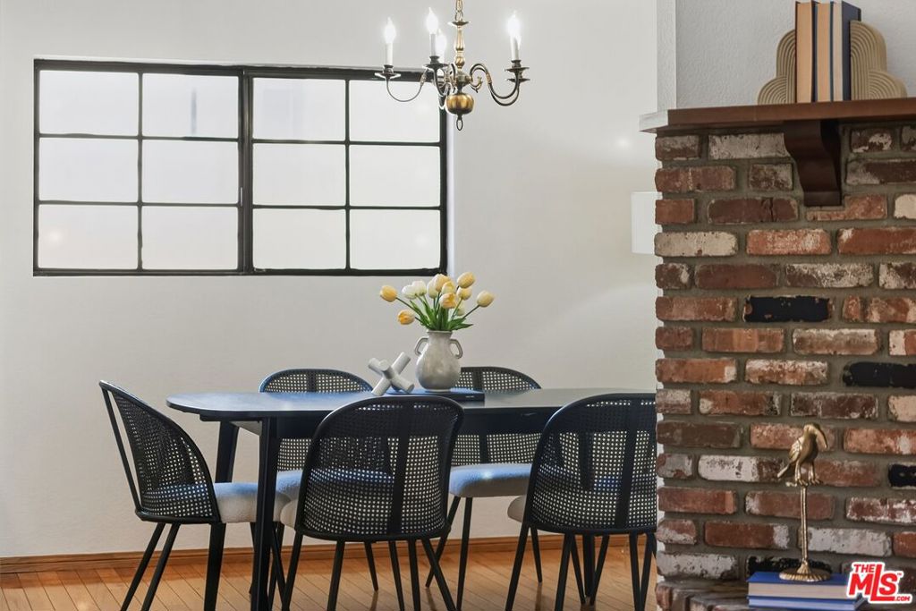 645 E Magnolia Boulevard F