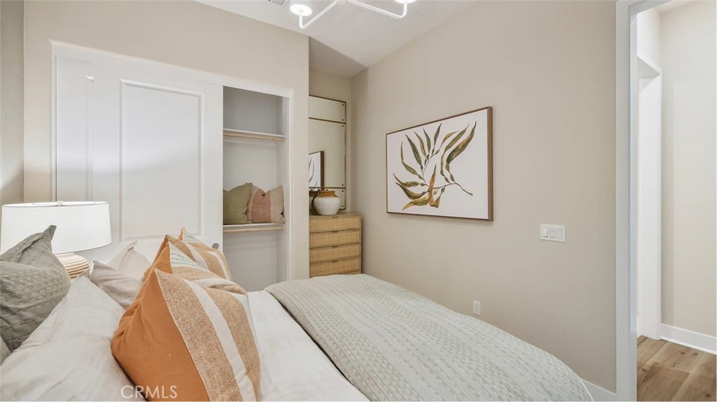 Ridgeview at Metro Heights - Residential