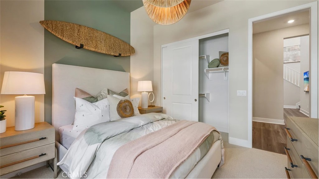 Ridgeview at Metro Heights - Residential