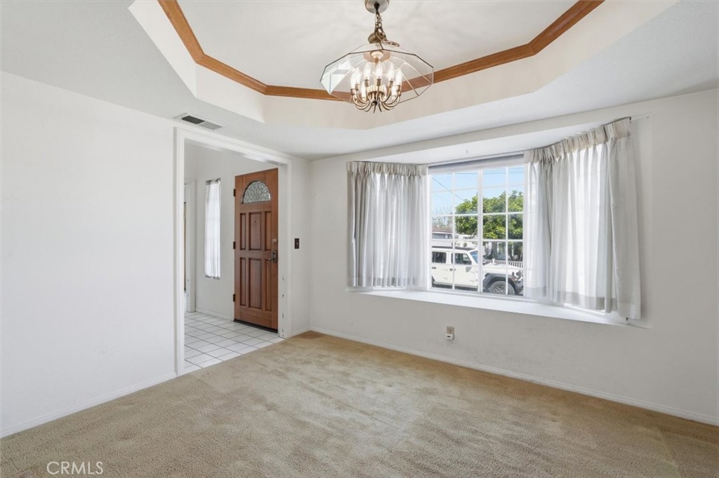 2106 Dufour Avenue 1