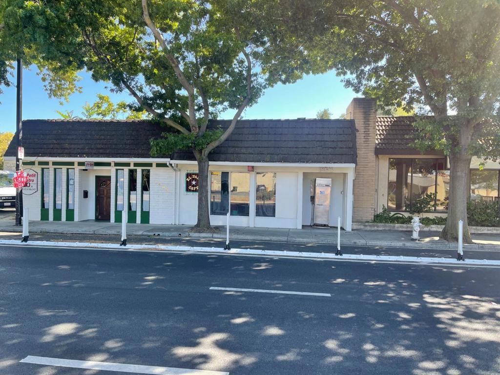 1407 W El Camino Real