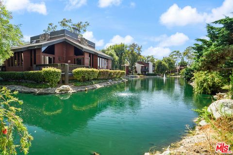 Photo of 9103 Summertime Lane, Culver City, CA 90230 (MLS # 26652873)