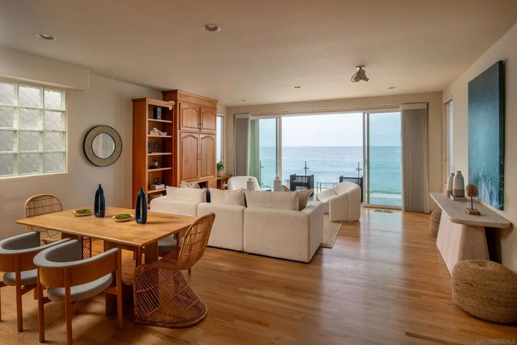 La Jolla, California 92037, United States, 4 Bedrooms Bedrooms, ,4 BathroomsBathrooms,Residential,Active,184610