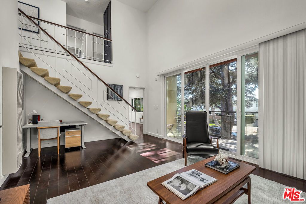 Photo of 1127 15th Street #A, Santa Monica, CA 90403 (MLS # 26672885)