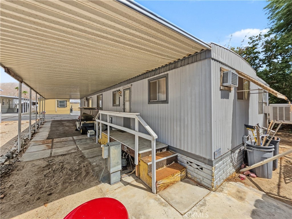 74711 Dillon Road 323