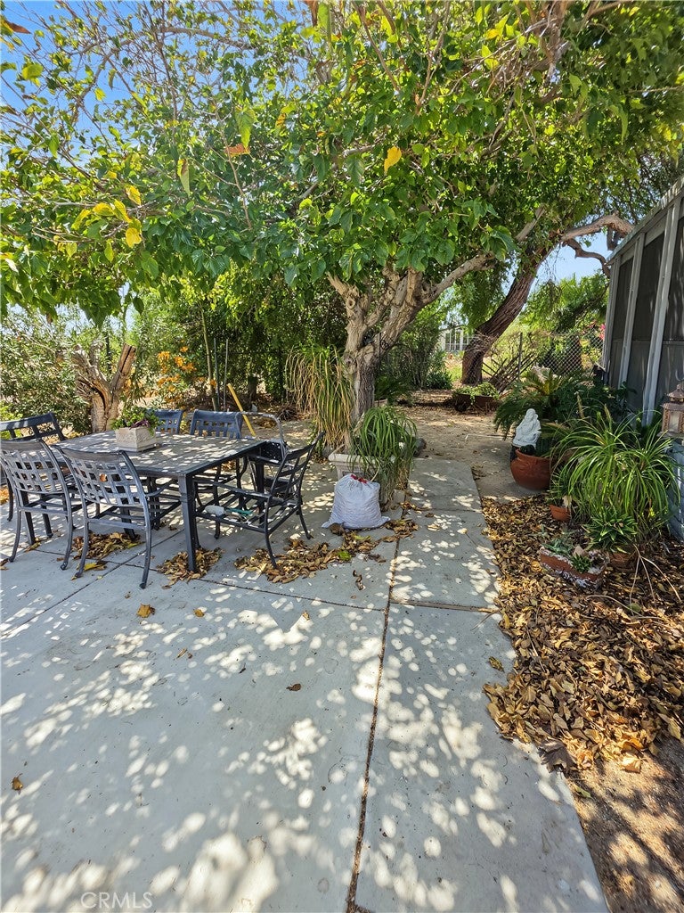 74711 Dillon Road 323