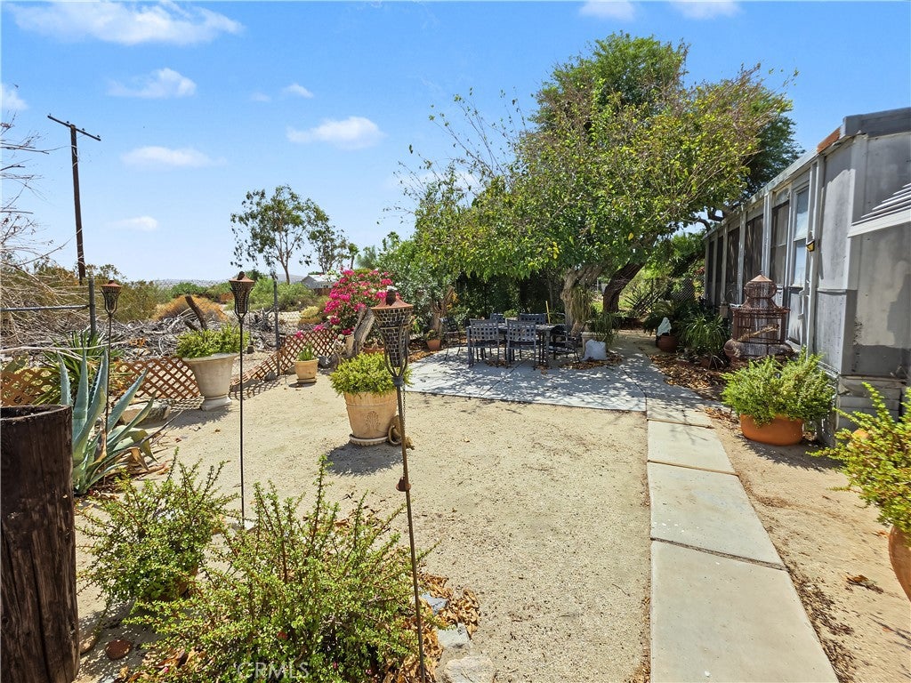 74711 Dillon Road 323