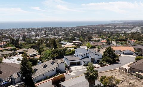 Tiny photo for 152 El Levante, San Clemente, CA 92672 (MLS # OC25113577)