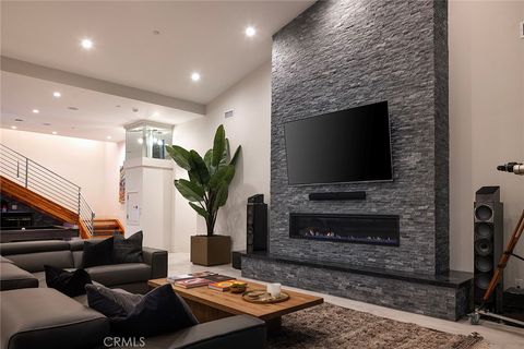 Tiny photo for 152 El Levante, San Clemente, CA 92672 (MLS # OC25113577)