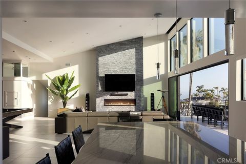 Tiny photo for 152 El Levante, San Clemente, CA 92672 (MLS # OC25113577)