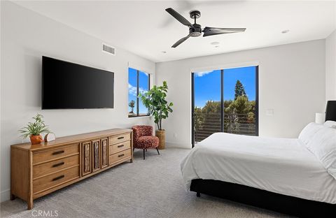 Tiny photo for 152 El Levante, San Clemente, CA 92672 (MLS # OC25113577)