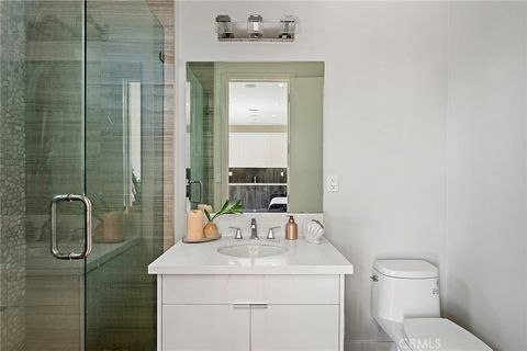 Tiny photo for 152 El Levante, San Clemente, CA 92672 (MLS # OC25113577)