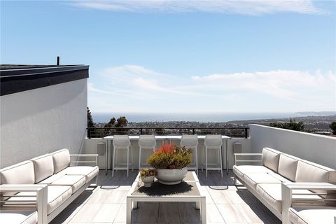 Tiny photo for 152 El Levante, San Clemente, CA 92672 (MLS # OC25113577)