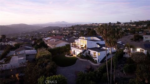 Tiny photo for 152 El Levante, San Clemente, CA 92672 (MLS # OC25113577)