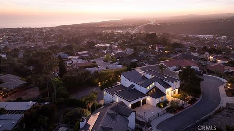 Tiny photo for 152 El Levante, San Clemente, CA 92672 (MLS # OC25113577)