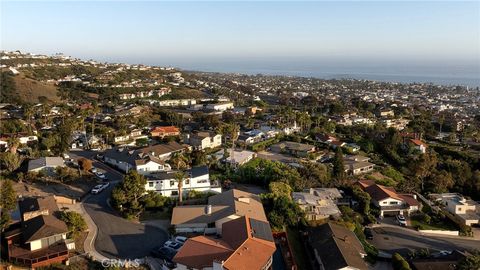 Tiny photo for 152 El Levante, San Clemente, CA 92672 (MLS # OC25113577)