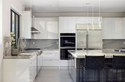 Tiny photo for 152 El Levante, San Clemente, CA 92672 (MLS # OC25113577)