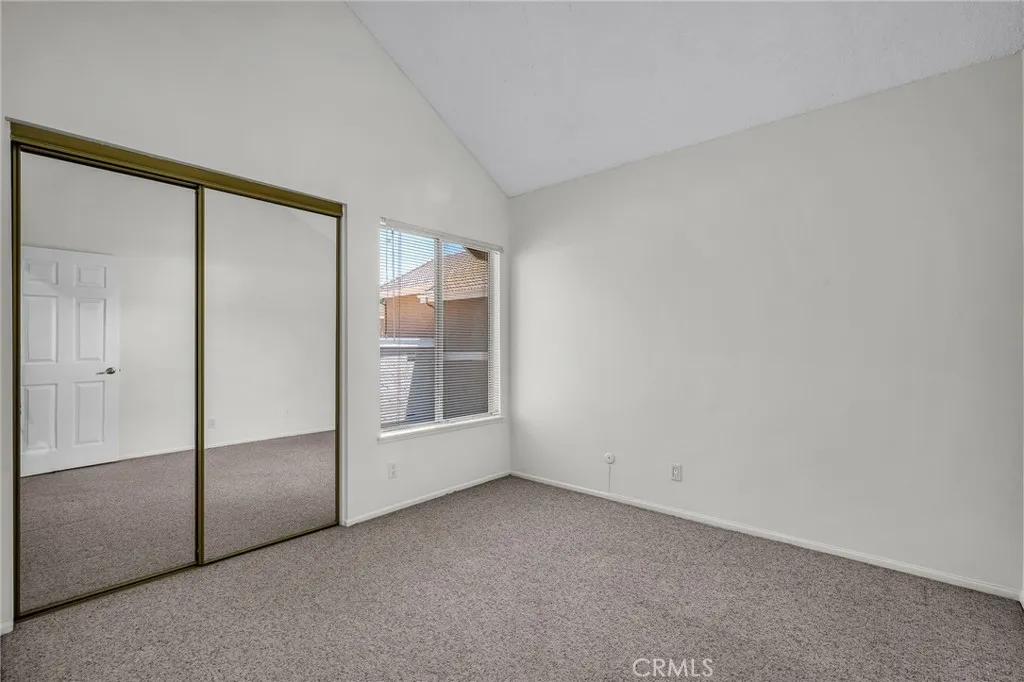 Oak Park, California 91377, United States, 3 Bedrooms Bedrooms, ,3 BathroomsBathrooms,Residential,Pending,179663