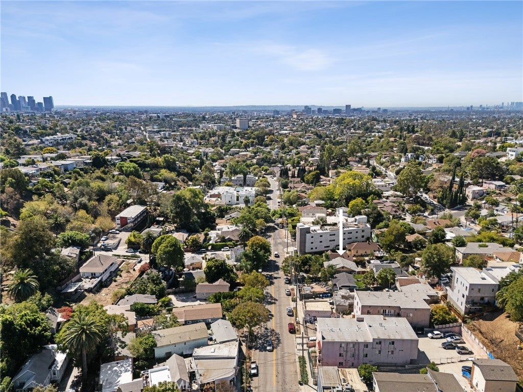 1911 Echo Park