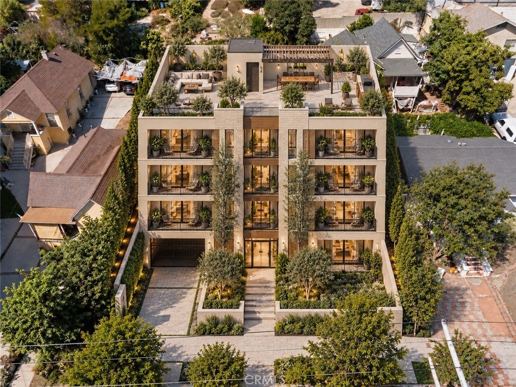 1911 Echo Park