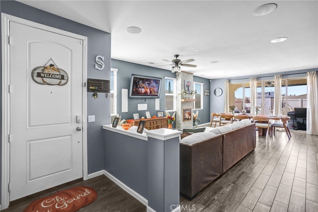 1619 Velum Court