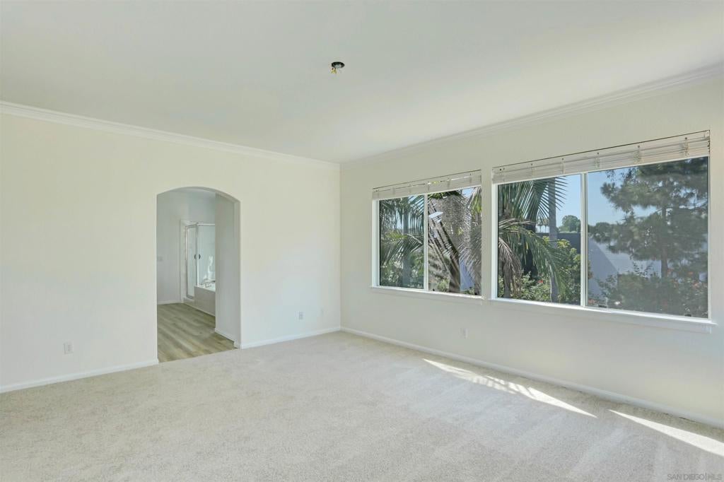 5285 Milton