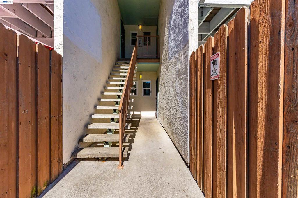 423 Gregory Street 40