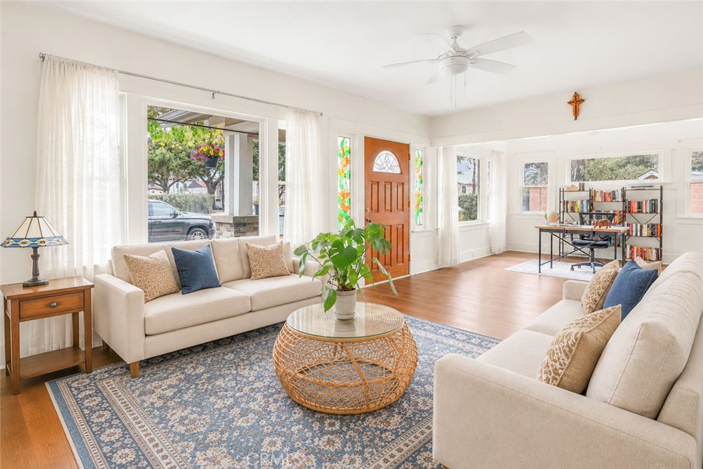 1058 E Almond