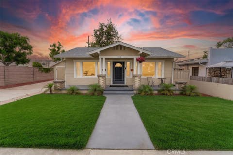 Photo of 1058 E Almond AVE, Orange, CA 92866 (MLS # OC26140721)