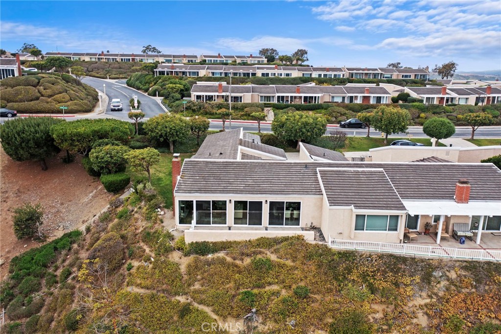 31002 Flying Cloud Drive