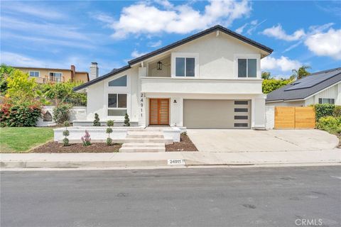 24911 Via Florecer Mission Viejo CA 92692