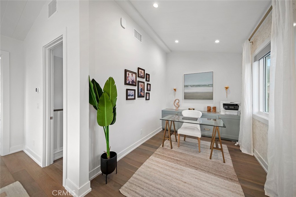 Emerald Bay (EB) - Residential Lease