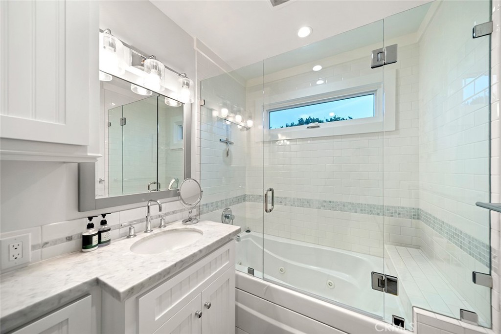 Emerald Bay (EB) - Residential Lease