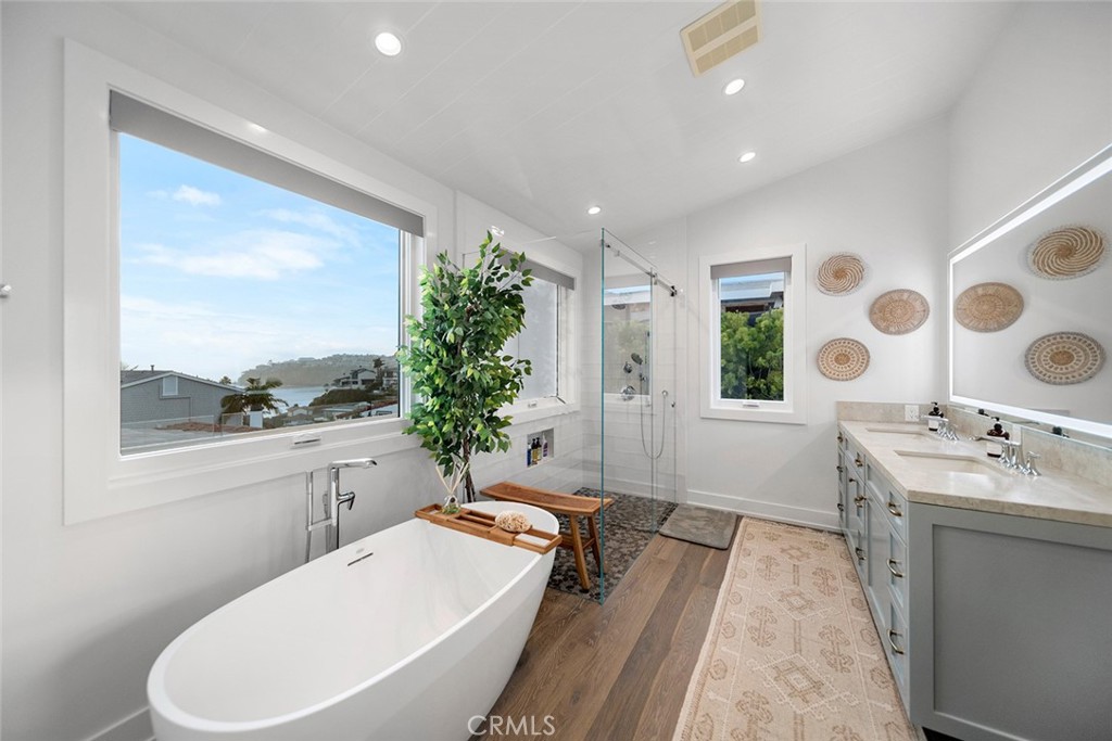 Emerald Bay (EB) - Residential Lease