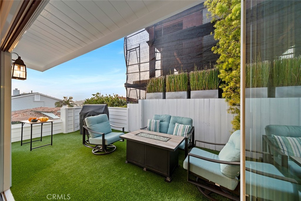 Emerald Bay (EB) - Residential Lease