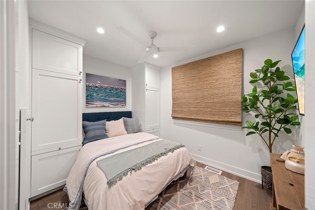 Emerald Bay (EB) - Residential Lease