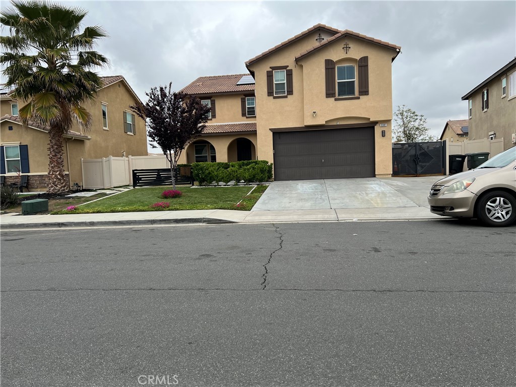 3381 Sequoia Court