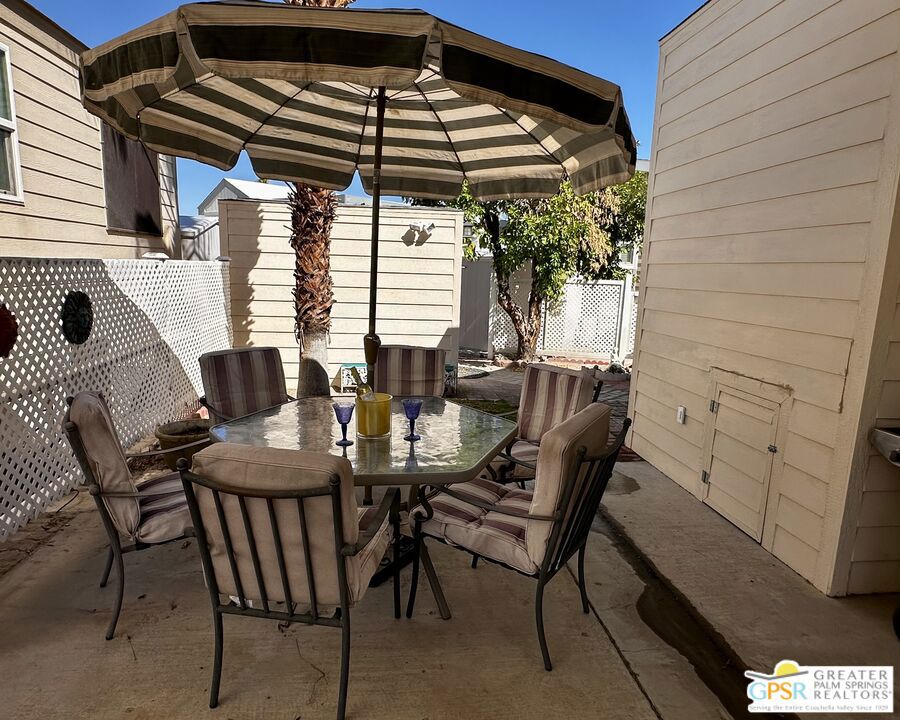 Desert Shadows Rv Re - Manufactured In Park