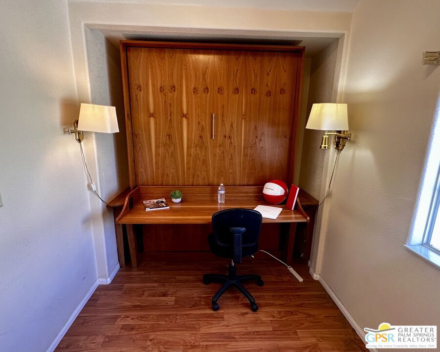 Desert Shadows Rv Re - Manufactured In Park