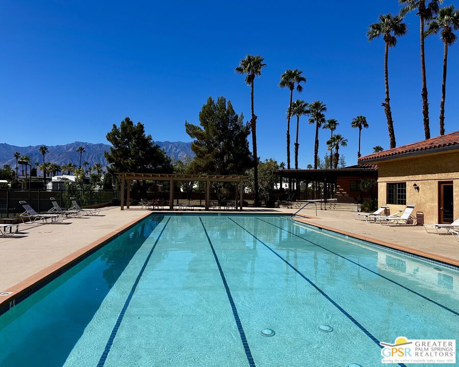 Desert Shadows Rv Re - Manufactured In Park