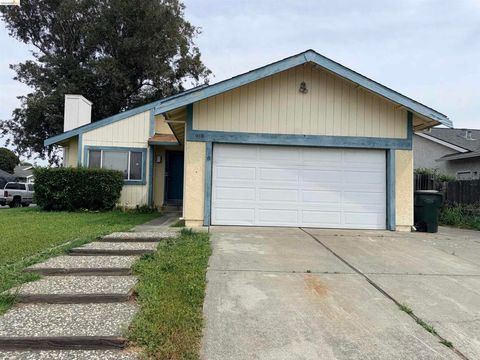 Photo of 919 Javan Way Way, Suisun City, CA 94585 (MLS # 41129071)