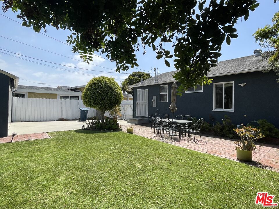 2535 W 144th Street